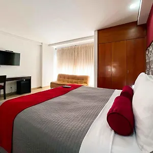 4* מלון Florencia Plaza